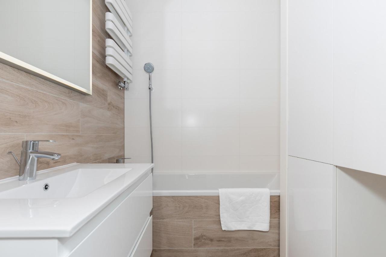 Apartmán Z Widokiem Na Port By Renters Svinoústí